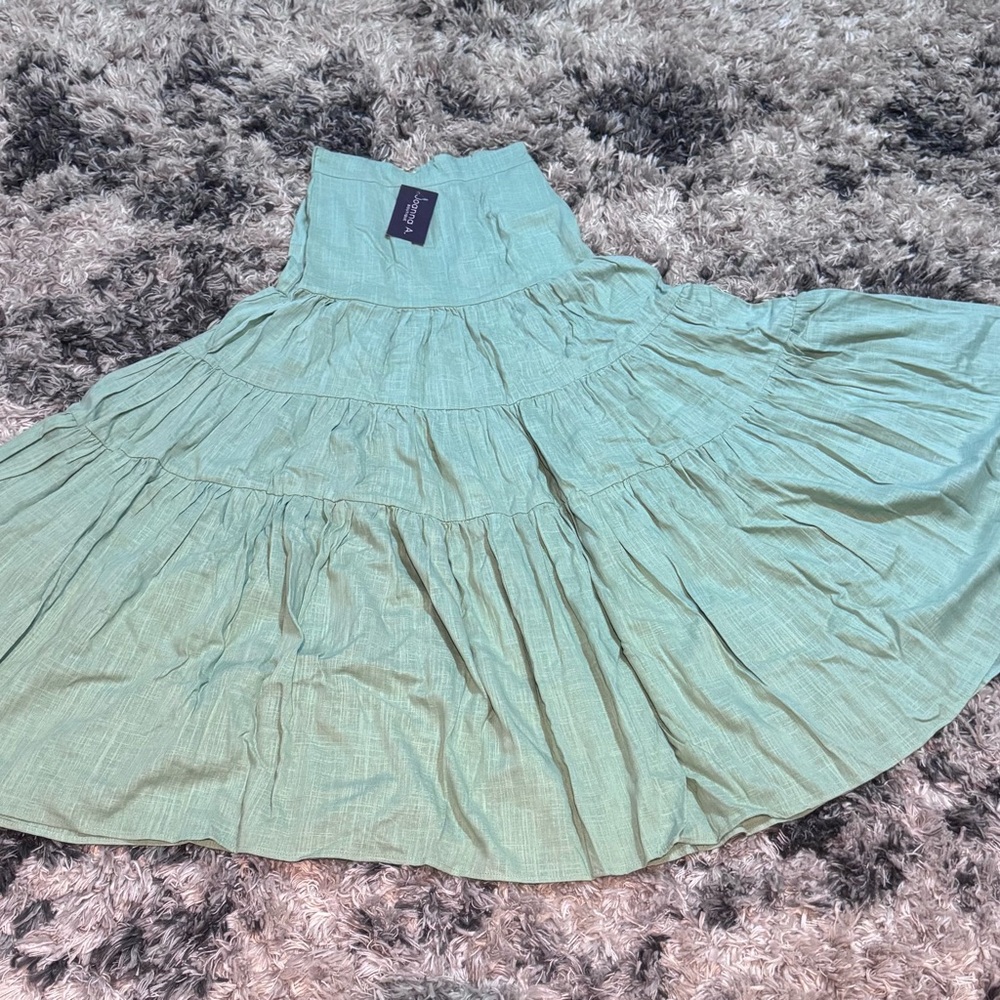Elegant Mint Green Tiered Maxi Skirt